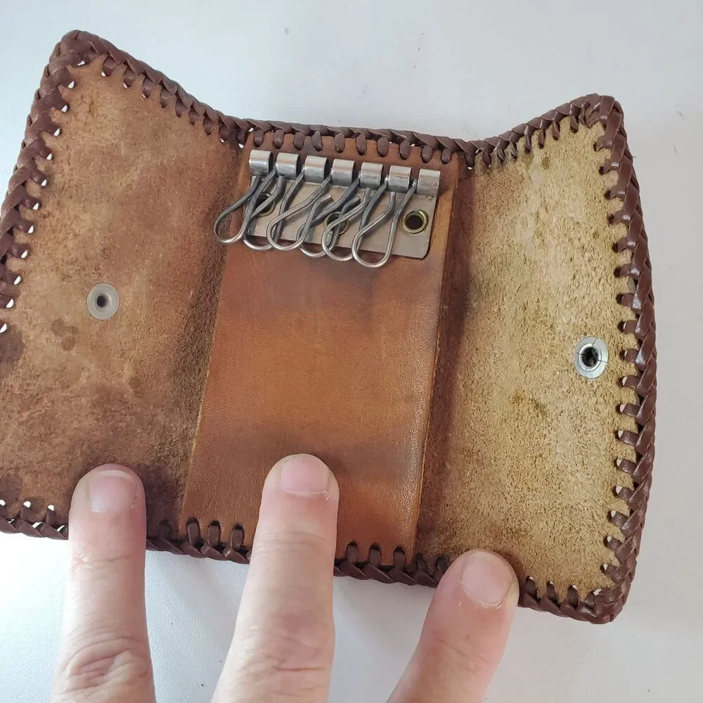 vintage tooled leather key rings case card holder stitched poppy flower detail